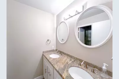 2601 SW Archer Road #I-334, Gainesville, FL 32608 - Photo 11