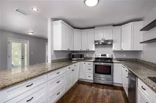 6917 NW 254 Ave, Alachua, FL 32615 - Photo 7