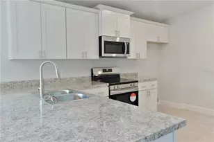 3303 E Iris Ln, Bell, FL 32619 - Photo 5