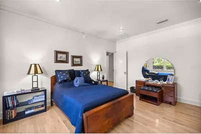 709 SW 27th Street, Gainesville, FL 32607 - Photo 27