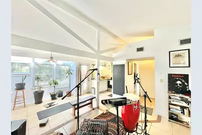 1035 NE 3rd Avenue, Gainesville, FL 32601 - Photo 21