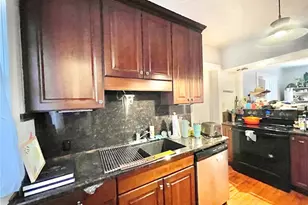 1035 NE 3rd Ave, Gainesville, FL 32601 - Photo 5