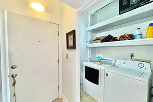 1035 NE 3rd Ave, Gainesville, FL 32601 - Photo 33