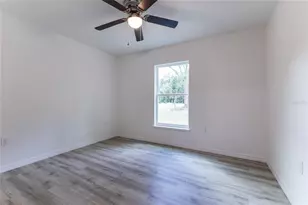 18 Malauka Loop Pass, Ocklawaha, FL 32179 - Photo 35