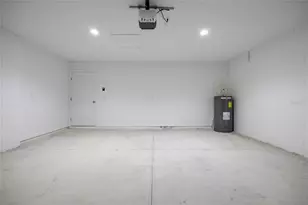 18 Malauka Loop Pass, Ocklawaha, FL 32179 - Photo 39