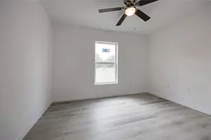 18 Malauka Loop Pass, Ocklawaha, FL 32179 - Photo 21