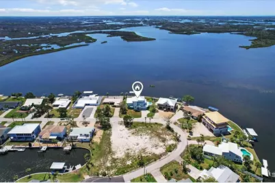 12010 W Bayshore Drive, Crystal River, FL 34429 - Photo 7