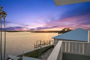 12010 W Bayshore Dr, Crystal River, FL 34429 - Photo 11