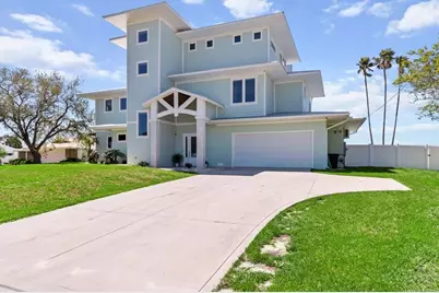 12010 W Bayshore Drive, Crystal River, FL 34429 - Photo 9