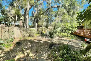 1035 NE 3rd Ave, Gainesville, FL 32601 - Photo 11