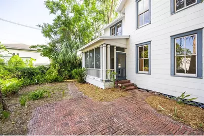 562 NE 2nd Avenue, Gainesville, FL 32601 - Photo 9