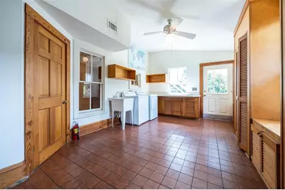 562 NE 2nd Avenue, Gainesville, FL 32601 - Photo 39