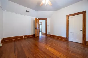 562 NE 2nd Ave, Gainesville, FL 32601 - Photo 25