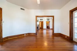 562 NE 2nd Ave, Gainesville, FL 32601 - Photo 17