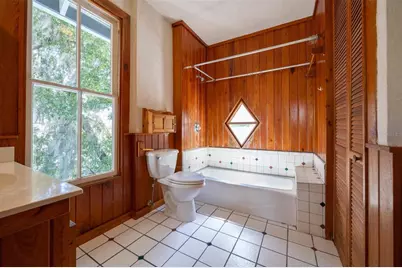 562 NE 2nd Avenue, Gainesville, FL 32601 - Photo 55