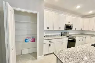 24413 NW 23rd Ln, Newberry, FL 32669 - Photo 7