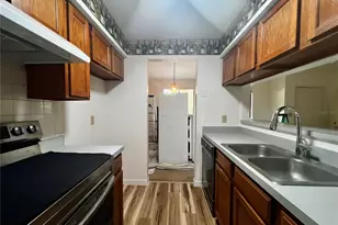 6945 SW 21st Ln, Gainesville, FL 32607 - Photo 3