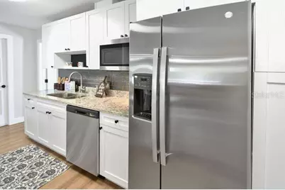 418 40th Avenue S, Saint Petersburg, FL 33705 - Photo 11