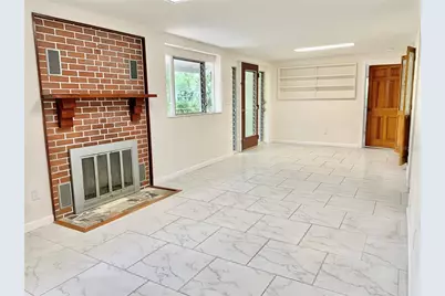 1041 NE 10th Avenue, Gainesville, FL 32601 - Photo 3