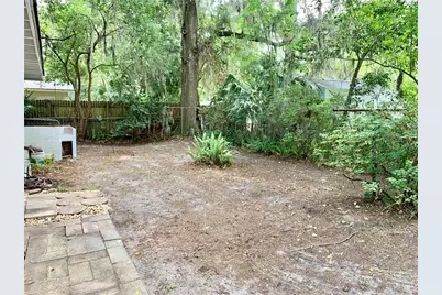1041 NE 10th Avenue, Gainesville, FL 32601 - Photo 33