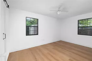 529 NE 12th Ct, Gainesville, FL 32601 - Photo 11