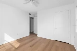 529 NE 12th Ct, Gainesville, FL 32601 - Photo 15