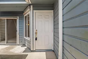 1020 NW 124th Dr, Newberry, FL 32669 - Photo 3