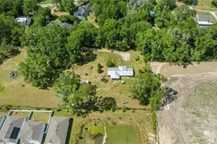 1529 NW 143rd St, Gainesville, FL 32606 - Photo 9