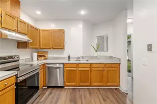 938 NW 42nd Terrace, Gainesville, FL 32605 - Photo 9