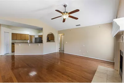 8707 NW 10th Place, Gainesville, FL 32606 - Photo 9