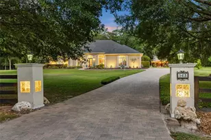 563 NW 155th Way, Newberry, FL 32669 - Photo 3