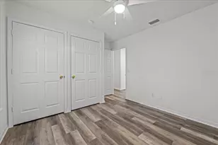 415 NW 10th St, Gainesville, FL 32601 - Photo 21