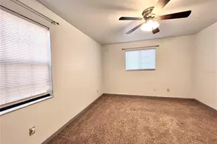 5830 SW 9th Pl, Gainesville, FL 32607 - Photo 13