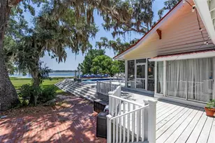 561 SE Lakeview Dr, Keystone Heights, FL 32656 - Photo 13