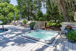 561 SE Lakeview Dr, Keystone Heights, FL 32656 - Photo 9