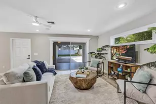 716 Golfview St, Orlando, FL 32804 - Photo 19