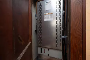 4016 NW 6th St, Gainesville, FL 32609 - Photo 15