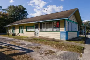 4016 NW 6th St, Gainesville, FL 32609 - Photo 5