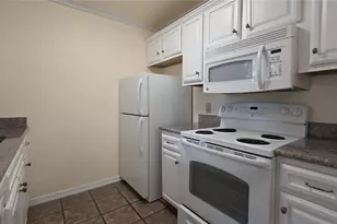 2360 SW Archer Rd, Gainesville, FL 32608 - Photo 7