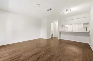 2735 SW 35th Pl, Gainesville, FL 32608 - Photo 9