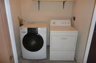 5815 SW 9th Pl, Gainesville, FL 32607 - Photo 11