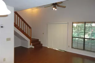 5815 SW 9th Pl, Gainesville, FL 32607 - Photo 5