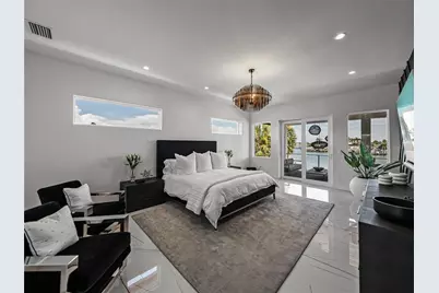 1037 79th Street S, Saint Petersburg, FL 33707 - Photo 41