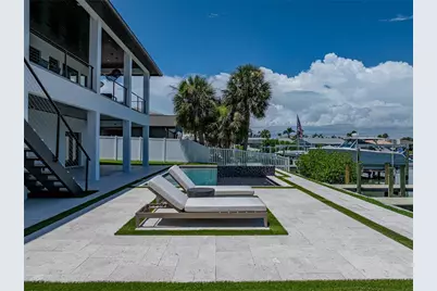 1037 79th Street S, Saint Petersburg, FL 33707 - Photo 63