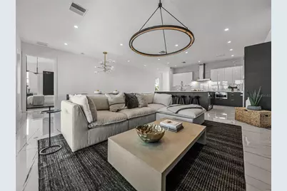 1037 79th Street S, Saint Petersburg, FL 33707 - Photo 33