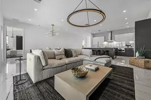 1037 79th St S, Saint Petersburg, FL 33707 - Photo 33