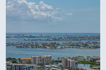 1037 79th Street S, Saint Petersburg, FL 33707 - Photo 77