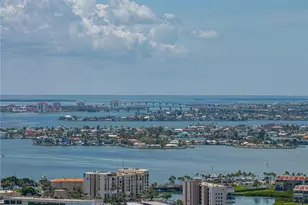 1037 79th St S, Saint Petersburg, FL 33707 - Photo 77