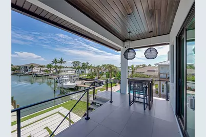 1037 79th Street S, Saint Petersburg, FL 33707 - Photo 57