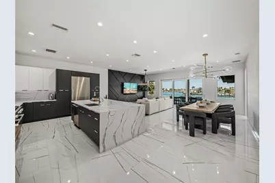 1037 79th Street S, Saint Petersburg, FL 33707 - Photo 21